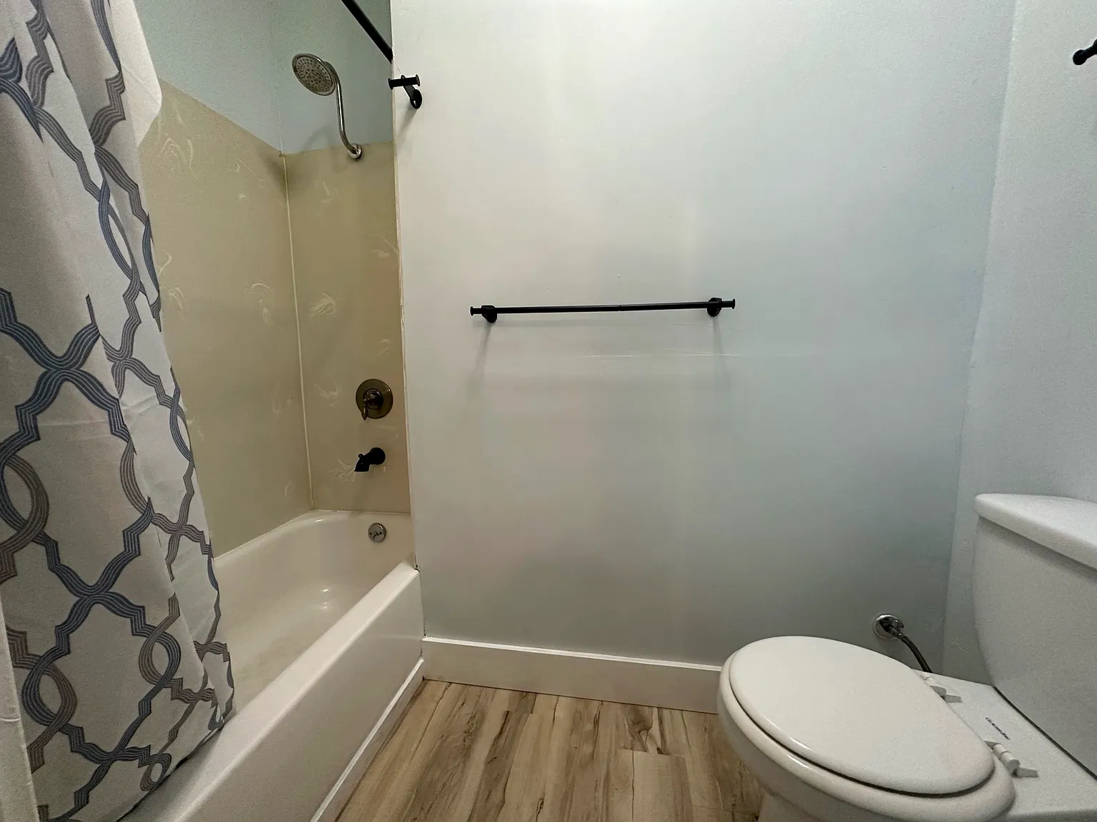 2 bed, $2,200 — Photo 3