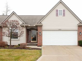 2522 Kerria Dr, Howell, MI
