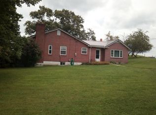 435 Whiteoak Creek Rd, Athens, WV 24712