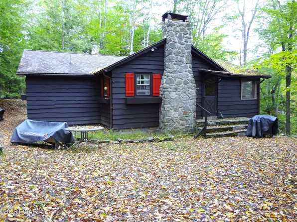 34 Deerfoot Rd, Lake Ariel, PA 18436