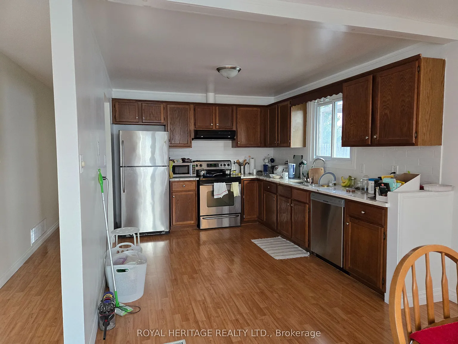 4 bed, $2,500 — Photo 3