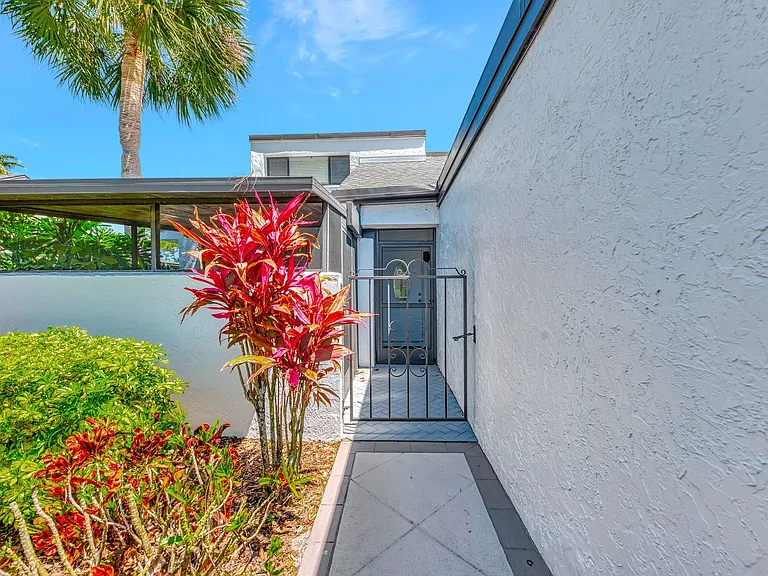 3141 Heatherwood Ln — Photo 10