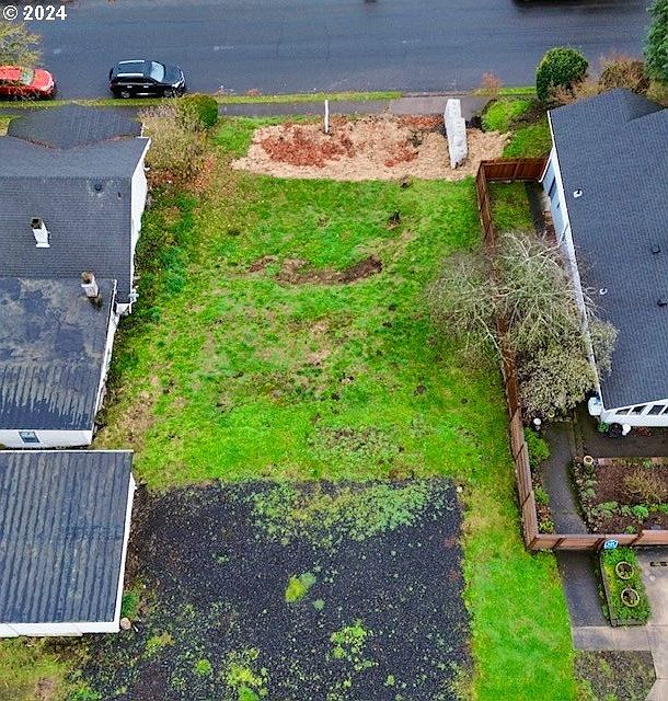 1st image of 615 NW 7th Ave