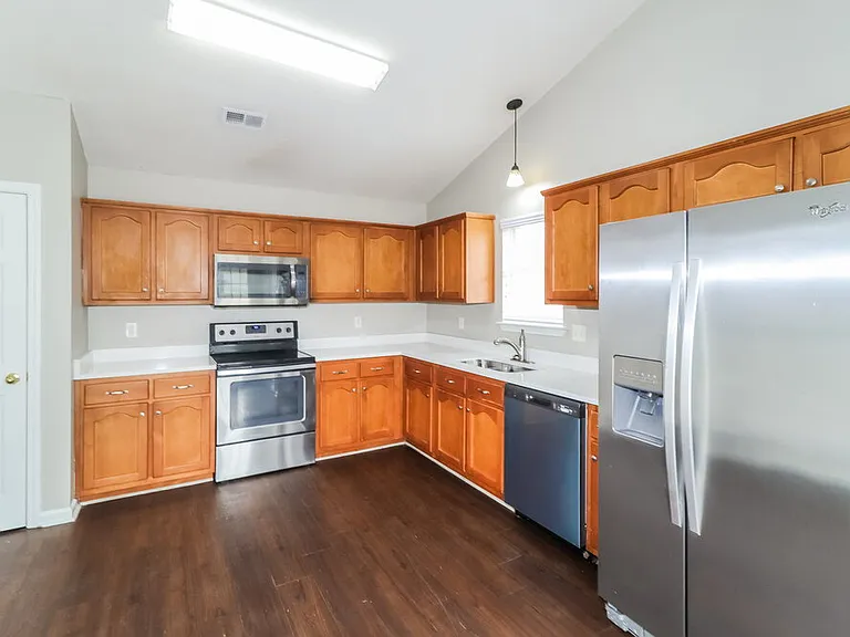 1741 Madison Ave — Photo 7