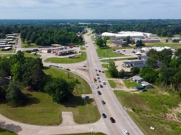 114 Bruce St, Gilmer, TX 75645