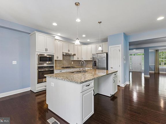 4th image of 23246 Evergreen Ridge Dr