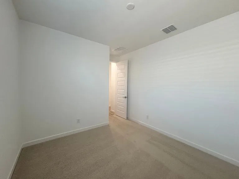 27383 N 69th Ln — Photo 32