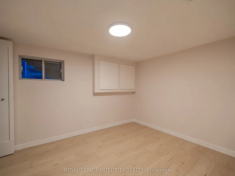 610 Alesther St #B — Photo 9
