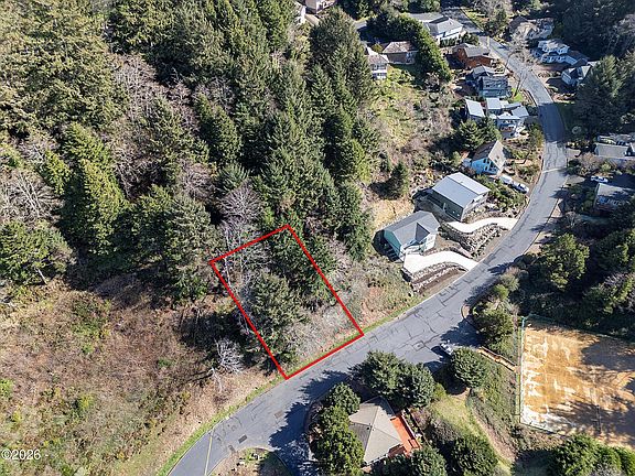 2nd image of Tl 3300 Sea Crest Dr
