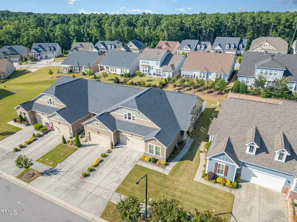 1012 Carraway Ln, Durham, NC 27703