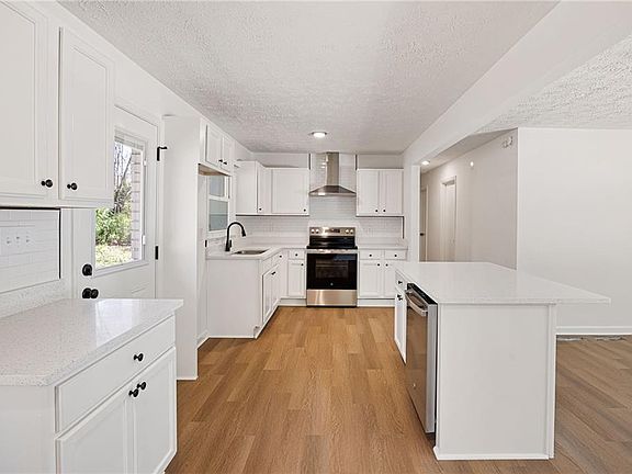 3rd image of 67 Kilkelly Ct