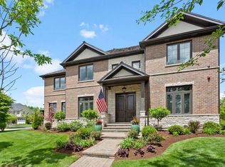 7261 Providence Ct, Mundelein, IL 60060