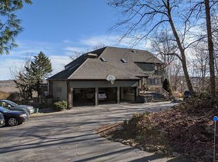 85 Green Hill Rd, Kinnelon, NJ 07405