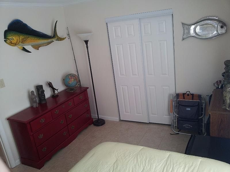 Guest Bedroom with extra long closet (inside)