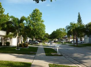 12171 74th St, Largo, FL 33773
