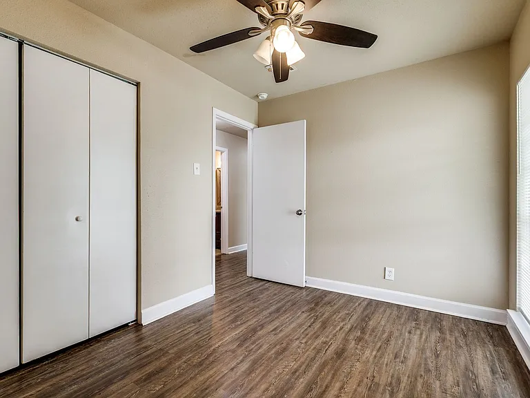 7114 Spring Morning St — Photo 15