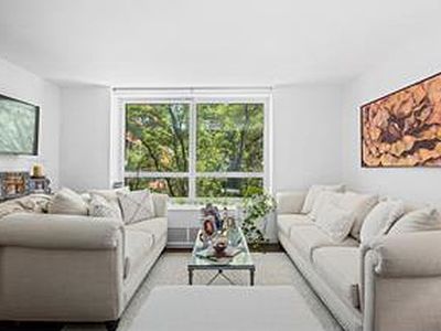 200 E 94th St APT 407, New York, NY, 10128