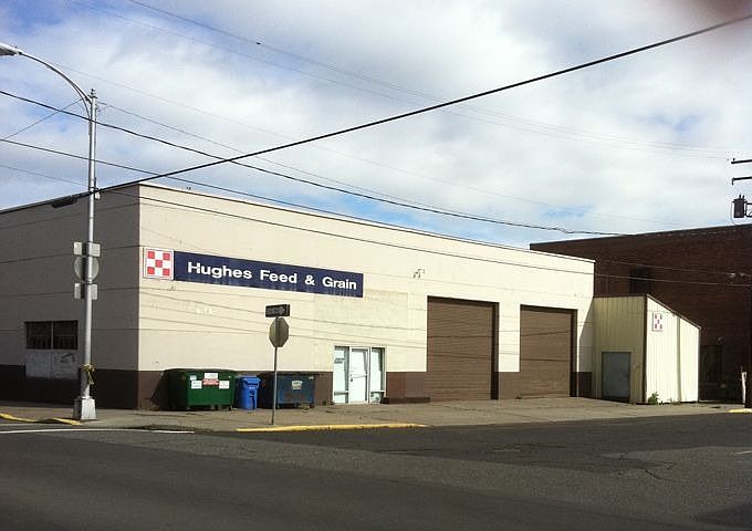 2nd image of 723 E 3rd St