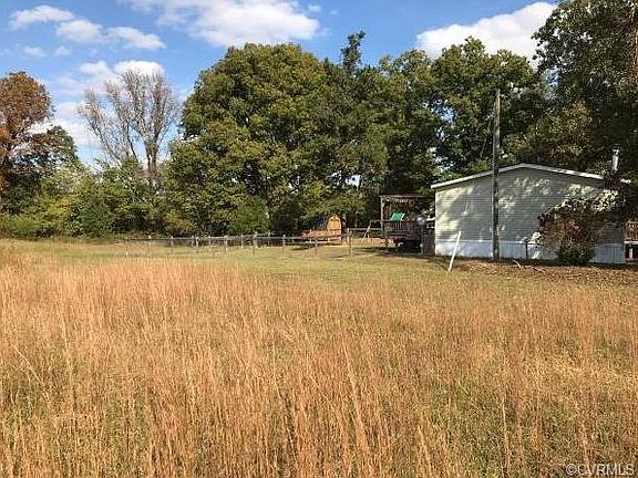 5th image of 16140 Archers Creek Ln