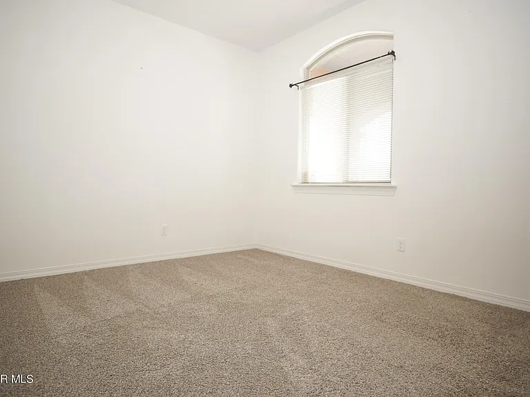 14364 Tobe Davis — Photo 15