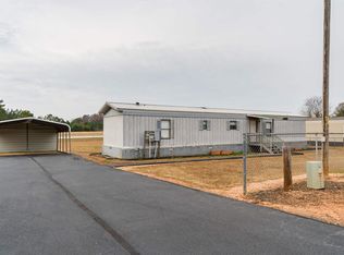 490 Buncombe Rd, Enoree, SC 29335