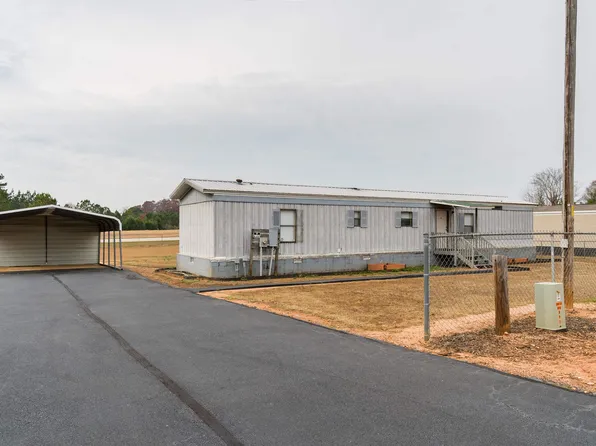 490 Buncombe Rd, Enoree, SC 29335