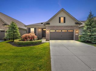 3955 Vendome Dr, Auburn Hills, MI 48326