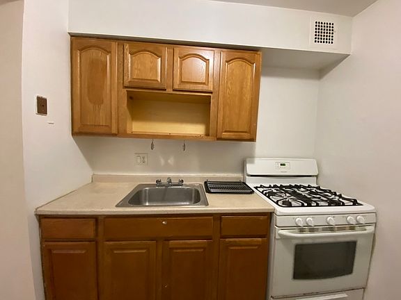 3rd image of 85-82 Eliot Ave #C