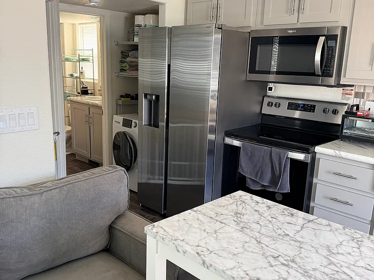 9252 E Broadway Rd — Photo 10