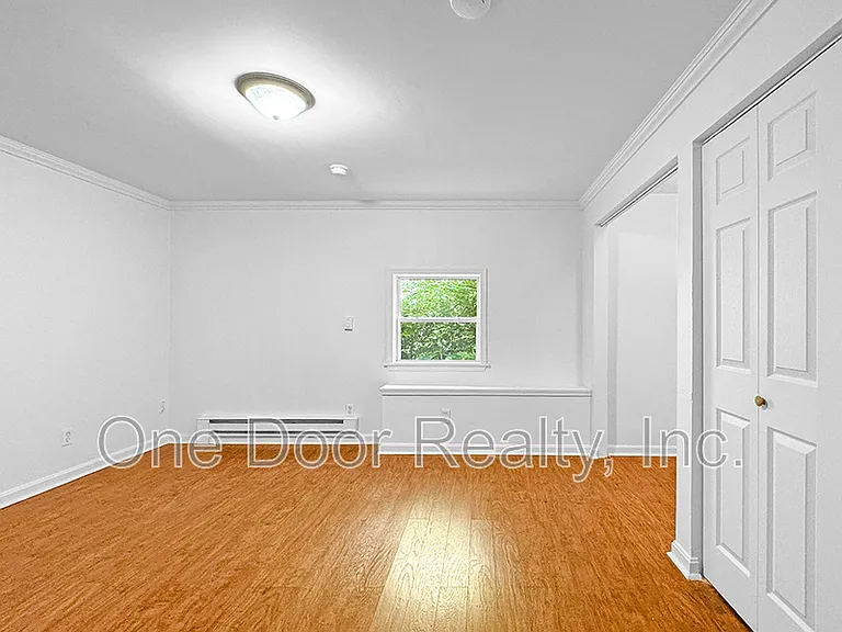 712 Powell St — Photo 27