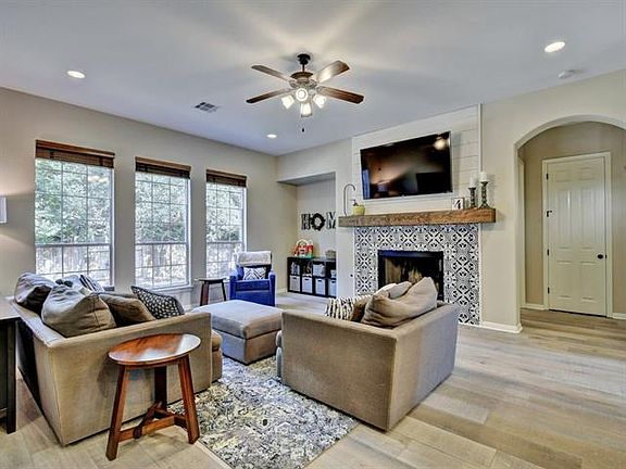 4th image of 1705 Paseo Corto Dr