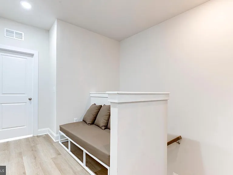2631 Velocity Rd — Photo 35