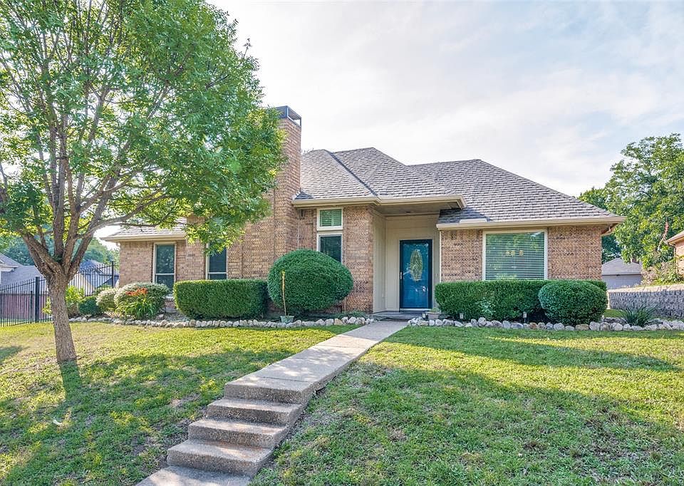 1st image of 3806 Jennifer Ln