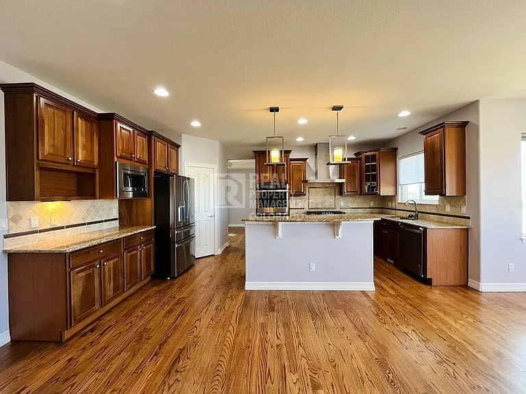 8099 S Country Club Pkwy — Photo 6