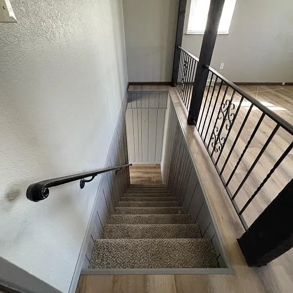 339 N Downey Ave — Photo 6