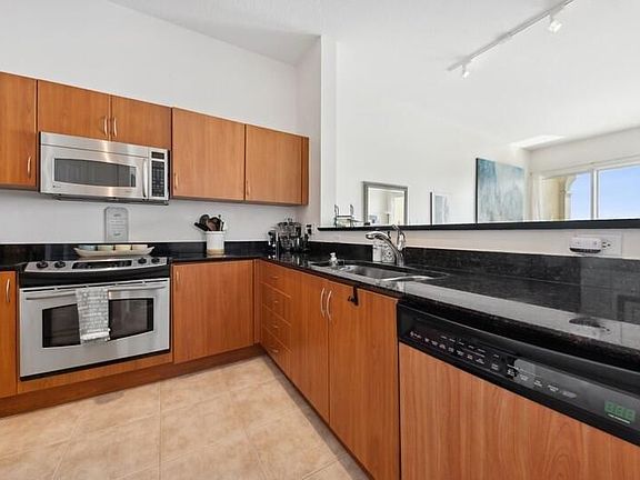 3rd image of 806 E Windward Way #24
