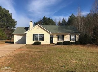 131 Pebble Creek Dr, Jackson, GA 30233