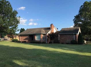 305 E Lake St, Manila, AR 72442