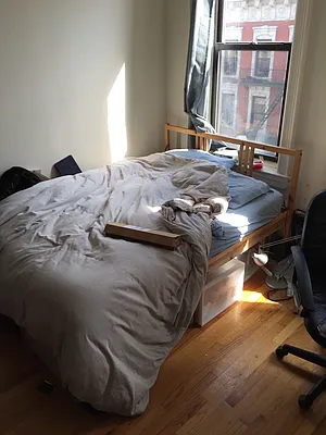 Rented by Warren T Real Estate Corp. | media 16