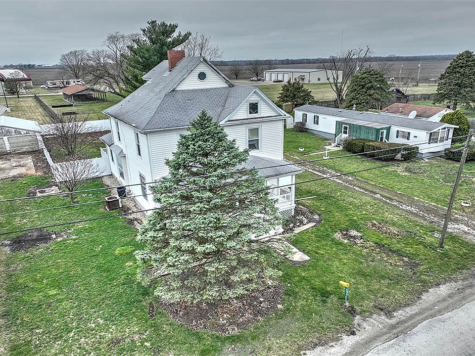4975 S Taylor Rd, Elwin, IL 62532 Zillow