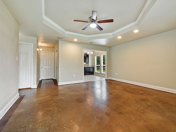 4th image of 32426 Brandywood Dr