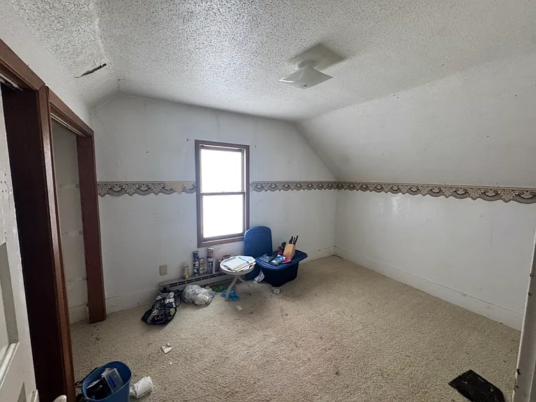 117 S Harold St — Photo 3