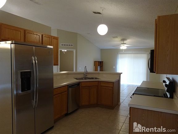 5th image of 13830 Econ Woods Ln