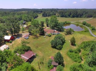 221 Dry Creek Rd, Adairsville, GA 30103
