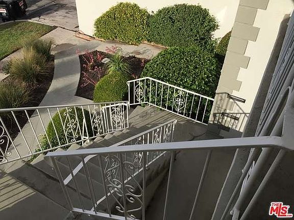 3rd image of 1416 Stearns Dr #1418