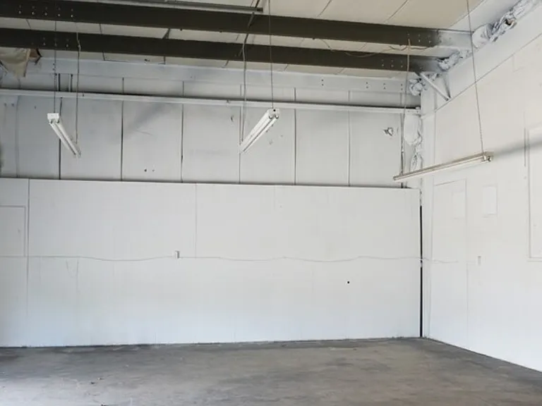 3204 N Palafox St — Photo 24