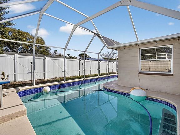 4th image of 11220 Glover Rd