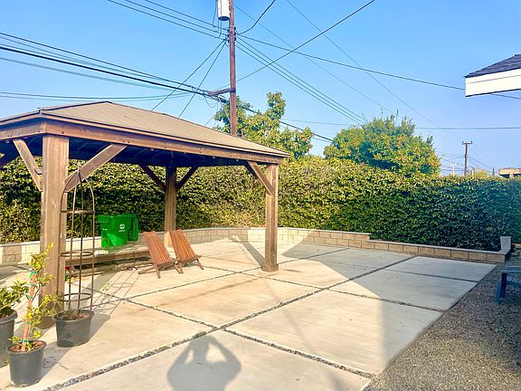 4th image of 5081 Duncannon Ave