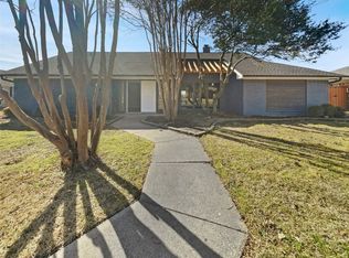 928 E Berkeley Dr, Richardson, TX 75081