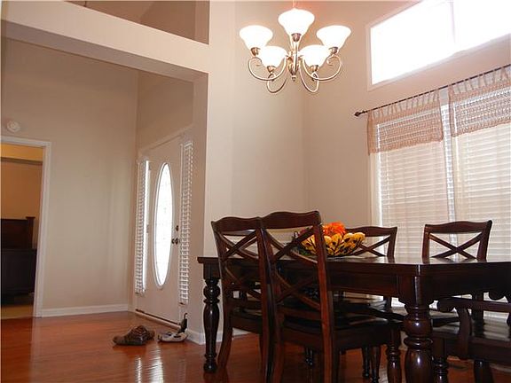 5th image of 850 Mulberry Pl